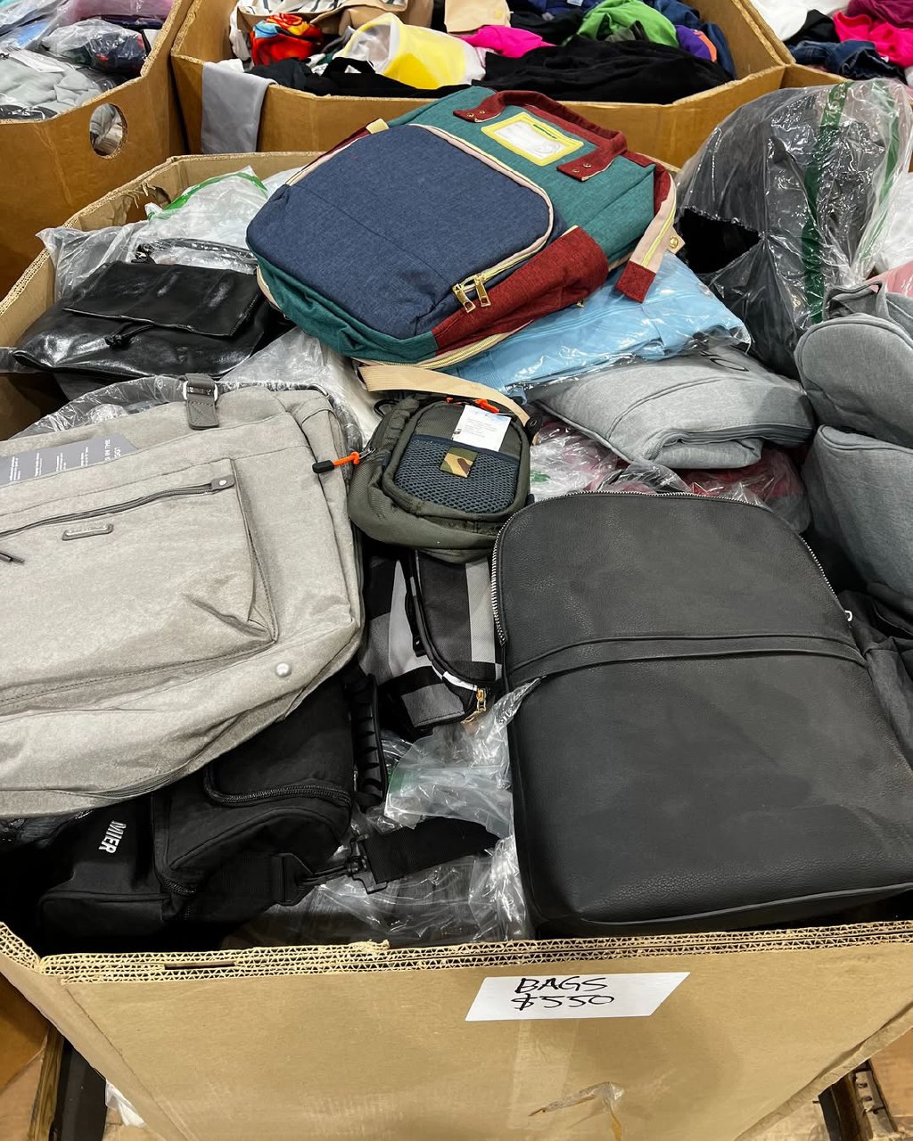 Wholesale School bags pallet